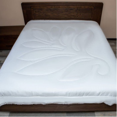 Одеяло всесезонное Nature's Кружевное облако 200х220 премиальный сатин декорирован белым кружевом